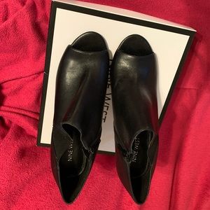 Nine West peep toe booties